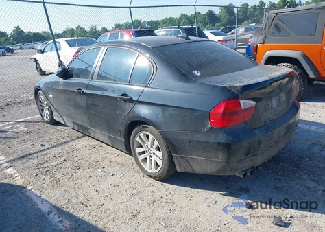 2006 BMW 325I z USA, uszkodzony, nr VIN WBAVB13506KX38579